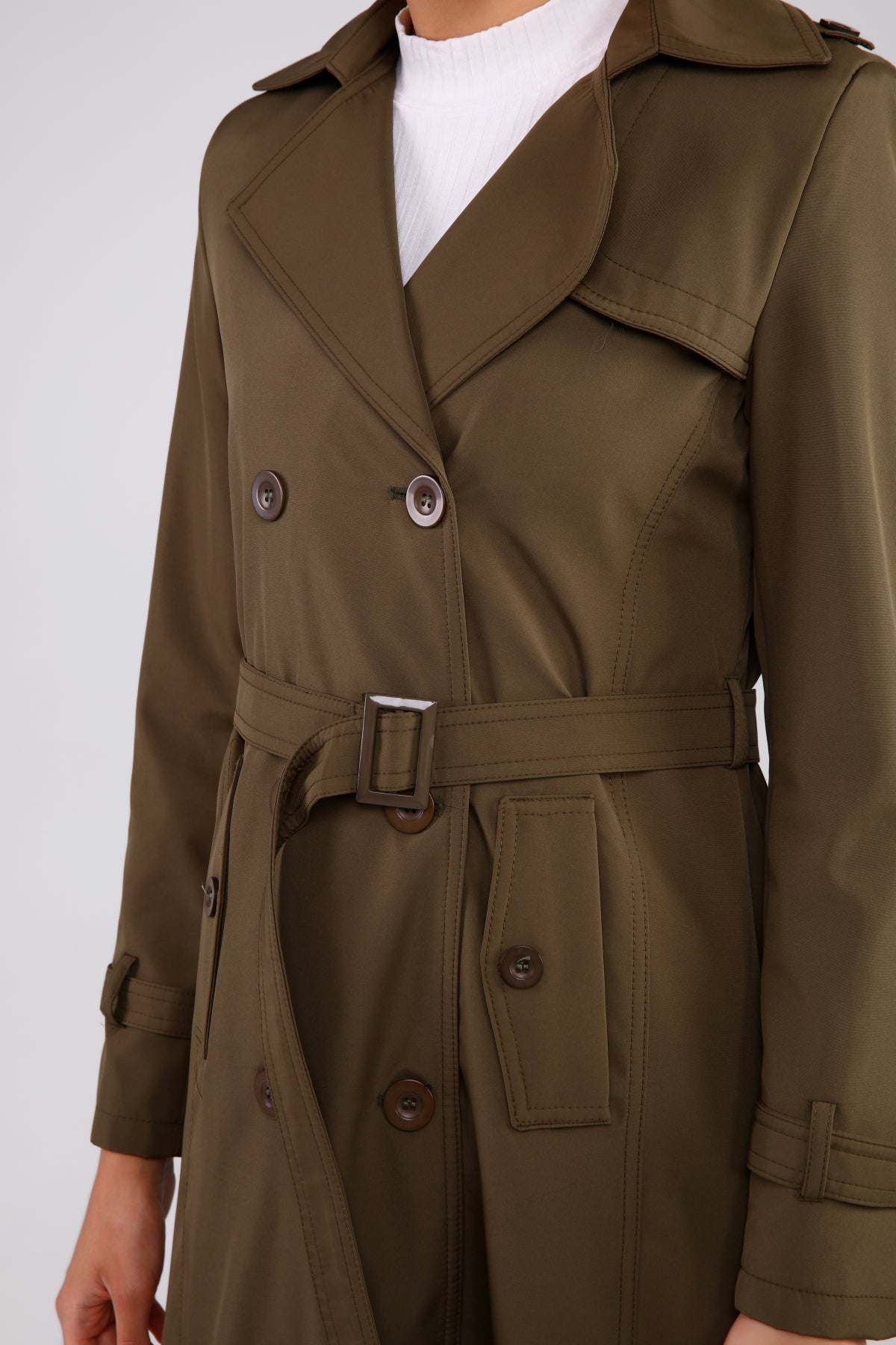 Trenchcoat mit Gürtel und Doppelreihe