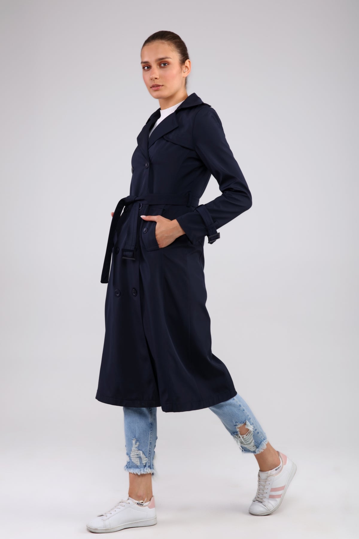 Trenchcoat mit Gürtel und Doppelreihe